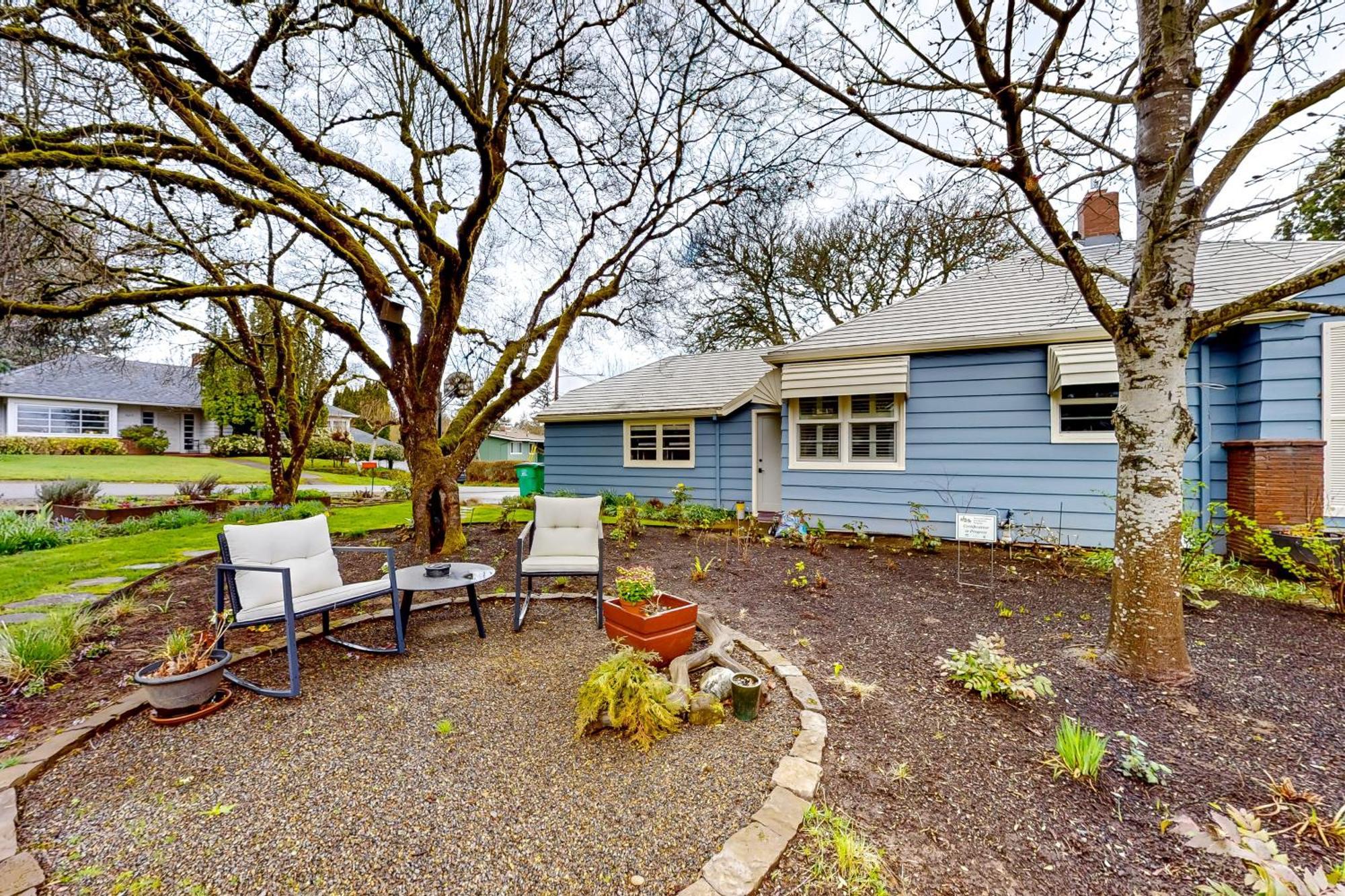 Multnomah Village Hideaway * Portland